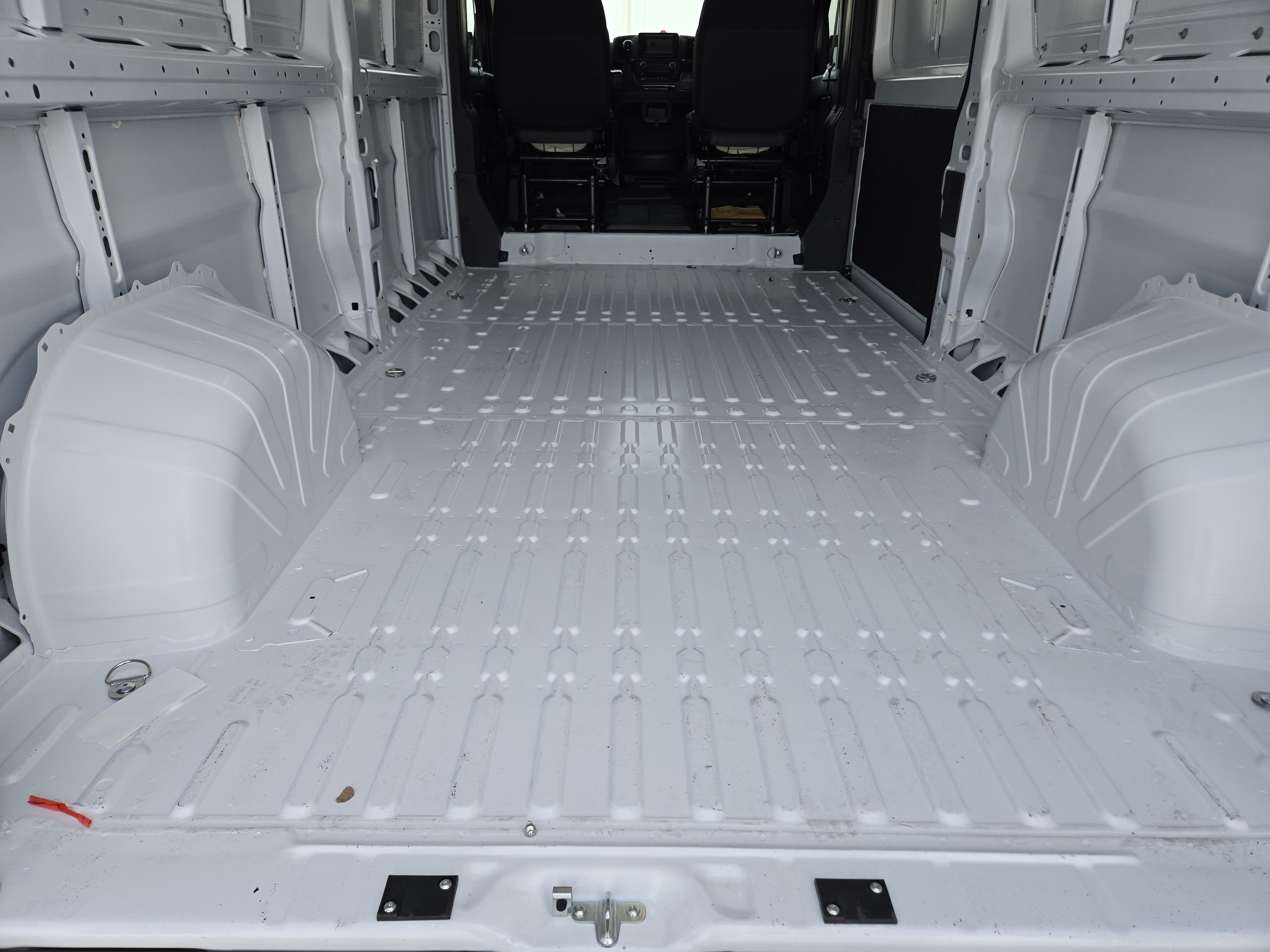 New 2026 RAM ProMaster 2500 w/ Convenience Group FWD image 22