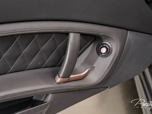 Used 2014 Ferrari California image 31