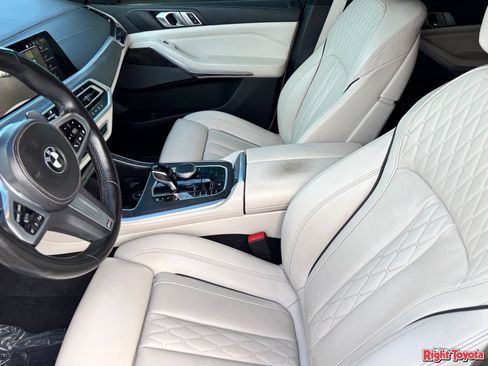 Used 2023 BMW X5 sDrive40i w/ M Sport Package RWD image 18