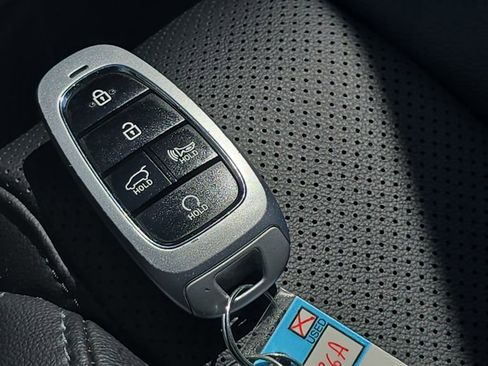 Certified 2023 Hyundai Santa Fe SEL Premium AWD/4WD image 32
