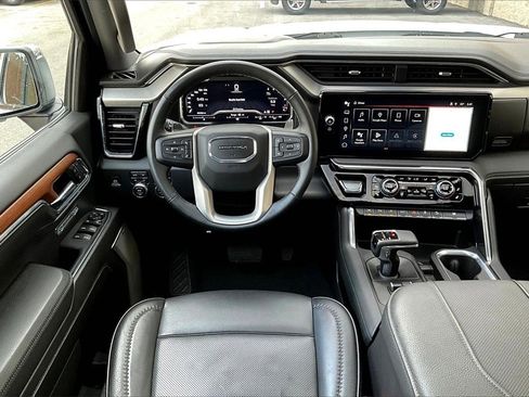 Used 2023 GMC Sierra 1500 Denali w/ Denali Reserve Package image 5