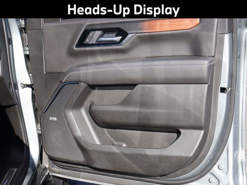 Used 2026 GMC Yukon Denali w/ LPO, Illumination Package image 14