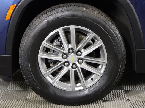 Used 2023 Chevrolet Traverse LT AWD/4WD image 23