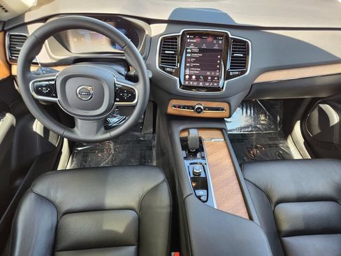 Used 2023 Volvo XC90 B6 Plus w/ Protection Package Premier AWD/4WD image 16