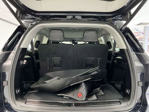 Used 2023 Jeep Grand Cherokee L Limited image 11