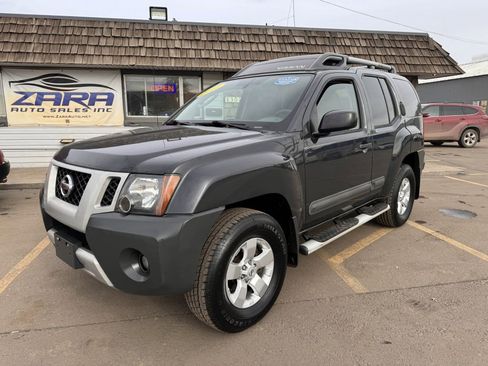 Used 2012 Nissan Xterra S w/ Value Package image 3