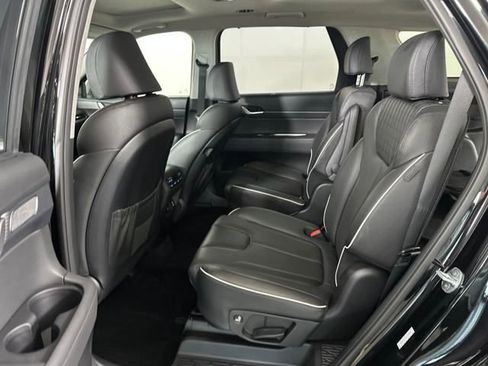 Used 2023 Hyundai Palisade Limited w/ Cargo Package image 26
