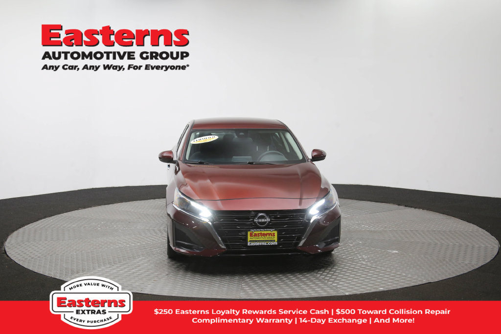 Used 2023 Nissan Altima 2.5 SV FWD image 52