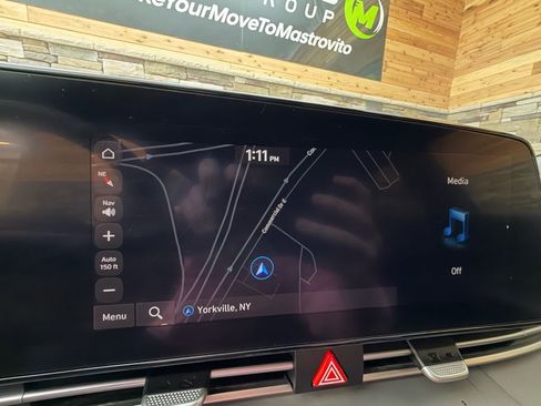 Certified 2023 Hyundai Elantra SEL w/ Convenience Package image 21