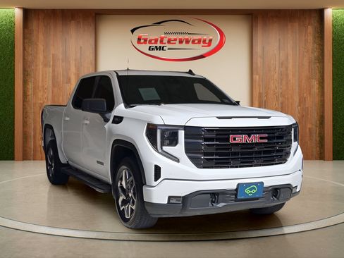 Used 2024 GMC Sierra 1500 Elevation RWD image 3