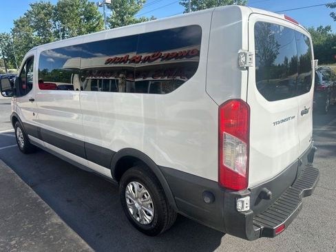 Used 2015 Ford Transit 350 XLT RWD image 4