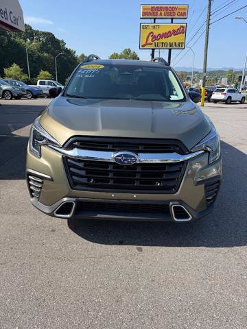 Used 2024 Subaru Ascent Touring AWD/4WD image 3