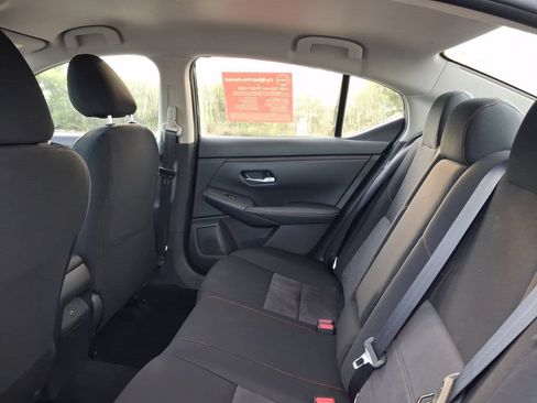 Used 2025 Nissan Sentra SR w/ Midnight Edition FWD image 16