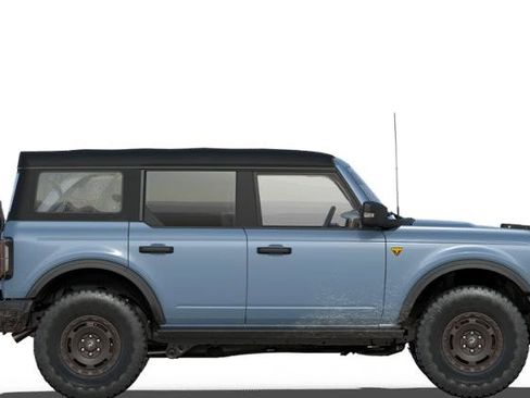 New 2025 Ford Bronco Badlands image 5