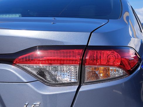 Certified 2024 Toyota Corolla LE image 9