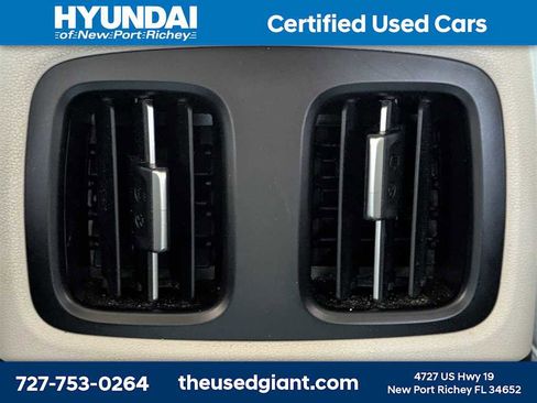 Certified 2022 Hyundai Tucson SEL w/ Convenience + Premium Package image 16