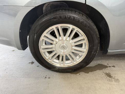 Used 2008 Chrysler Sebring Touring FWD image 7