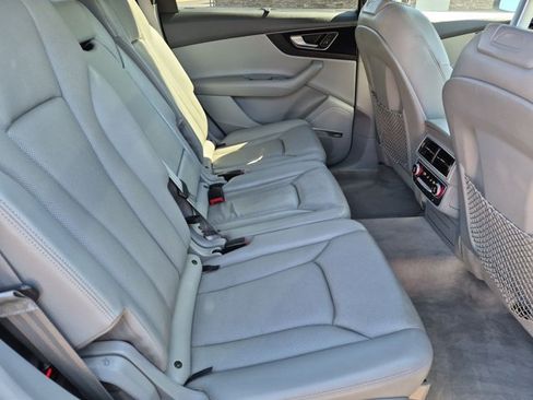 Used 2017 Audi Q7 3.0T Prestige AWD/4WD image 22