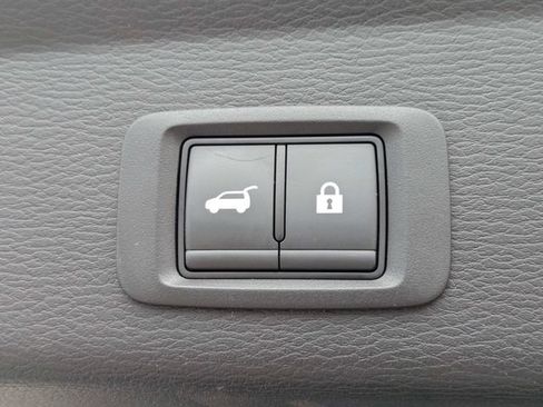 Used 2024 Mitsubishi Outlander SE FWD image 13
