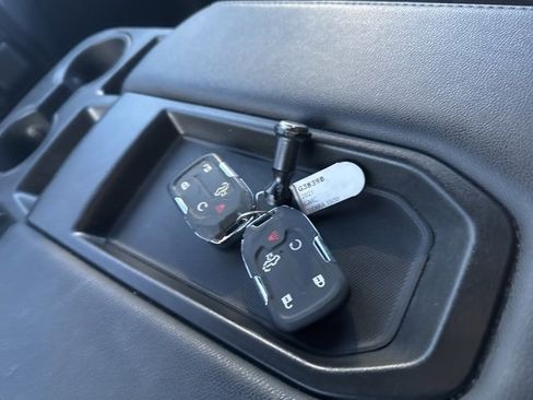 Used 2021 GMC Sierra 1500 SLE image 29