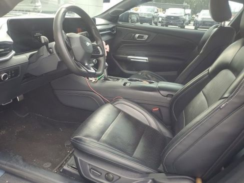 Used 2024 Ford Mustang Premium RWD image 7