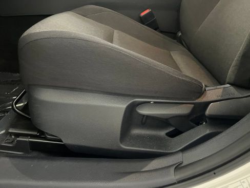 Used 2025 Toyota Camry LE FWD image 52