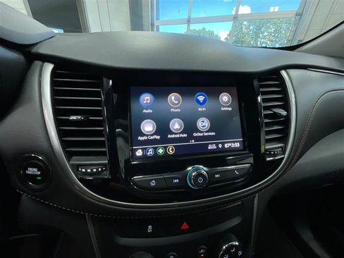 Used 2022 Chevrolet Trax LT w/ Driver Confidence Package AWD/4WD image 18