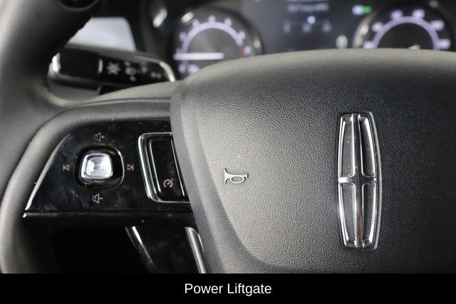 Used 2022 Lincoln Corsair FWD w/ Equipment Group 101A image 8