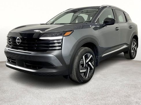 New 2026 Nissan Kicks SV image 5