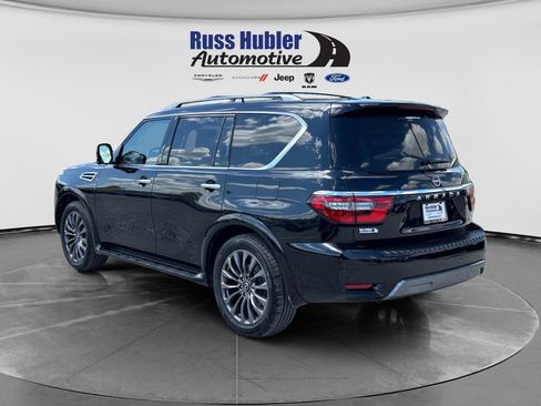 Used 2023 Nissan Armada Platinum w/ Captain's Chairs Package AWD/4WD image 3