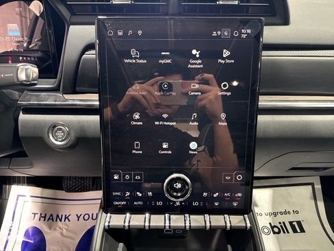 New 2026 GMC Terrain Denali w/ LPO, Black Badging Package image 32