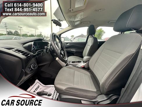Used 2016 Ford C-MAX SE FWD image 10