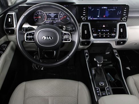 Used 2021 Kia Sorento SX image 6