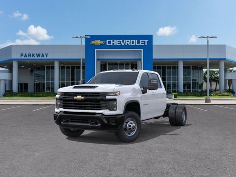 New 2025 Chevrolet Silverado 3500 W/T w/ Snow Plow Prep Package image 8