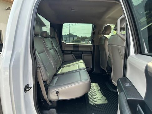 Used 2019 Ford F250 XL w/ Power Equipment Group image 13