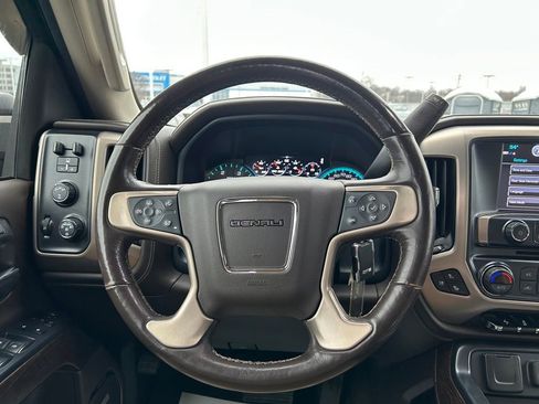 Used 2018 GMC Sierra 2500 Denali w/ Duramax Plus Package image 10