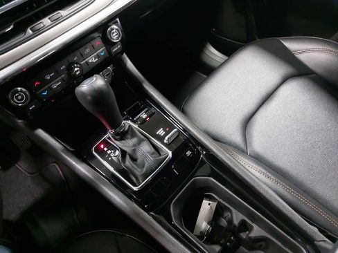 Used 2024 Jeep Compass Limited image 24