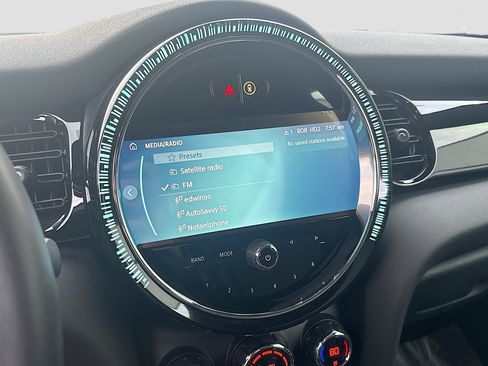 Used 2023 MINI Cooper SE FWD image 15