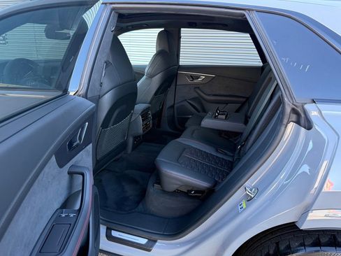 Certified 2024 Audi RS Q8 4.0T w/ Black Optic Package image 81