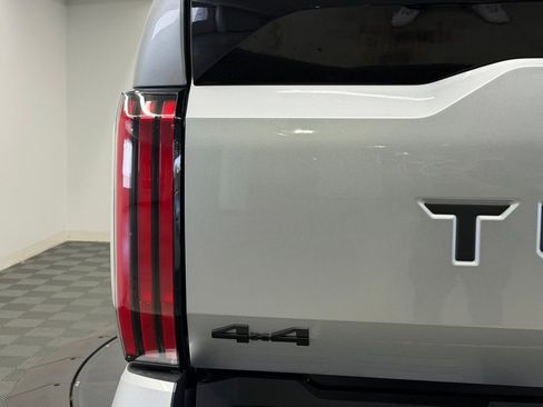 New 2026 Toyota Tundra Platinum AWD/4WD image 12