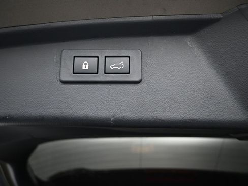 Used 2025 Subaru Outback Wilderness w/ Wilderness Package image 17