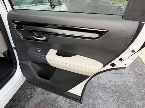 Used 2025 Honda CR-V EX-L image 15
