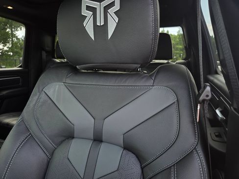 New 2026 RAM 1500 Big Horn AWD/4WD image 14