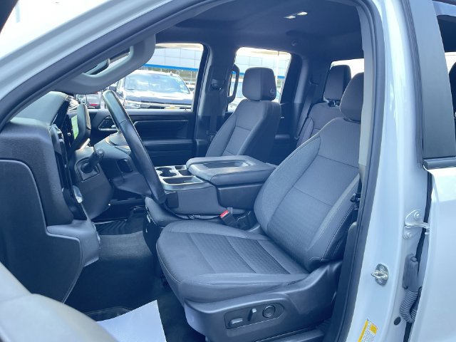 Used 2024 Chevrolet Silverado 1500 LT AWD/4WD image 19