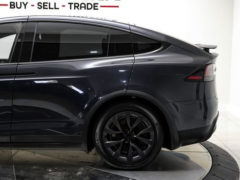 Used 2024 Tesla Model X AWD/4WD image 17