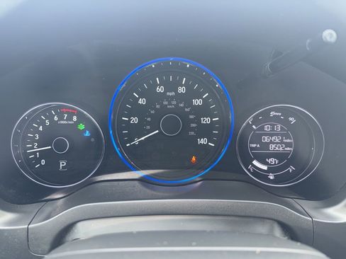 Used 2018 Honda HR-V EX-L image 11