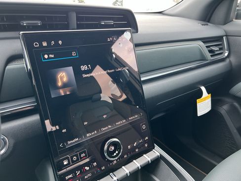 New 2026 GMC Terrain AT4 w/ Convenience Package III image 28