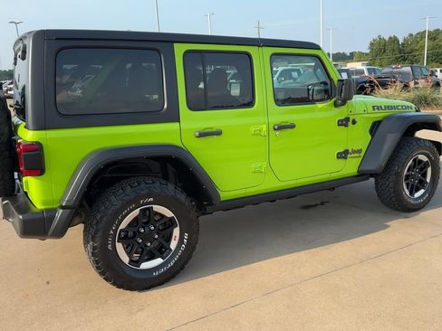 Used 2021 Jeep Wrangler Unlimited Rubicon w/ Safety Group AWD/4WD image 9