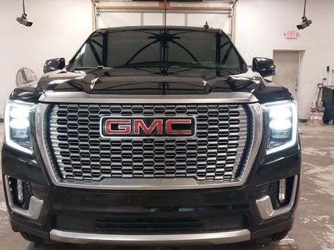 Used 2022 GMC Yukon Denali w/ Denali Ultimate Package AWD/4WD image 48