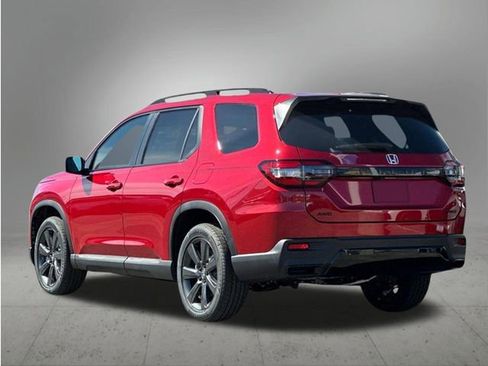 New 2026 Honda Pilot Sport image 3